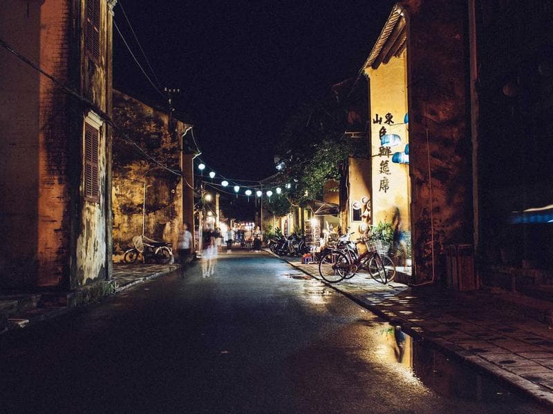 Spacious Robot Vacuum #3160